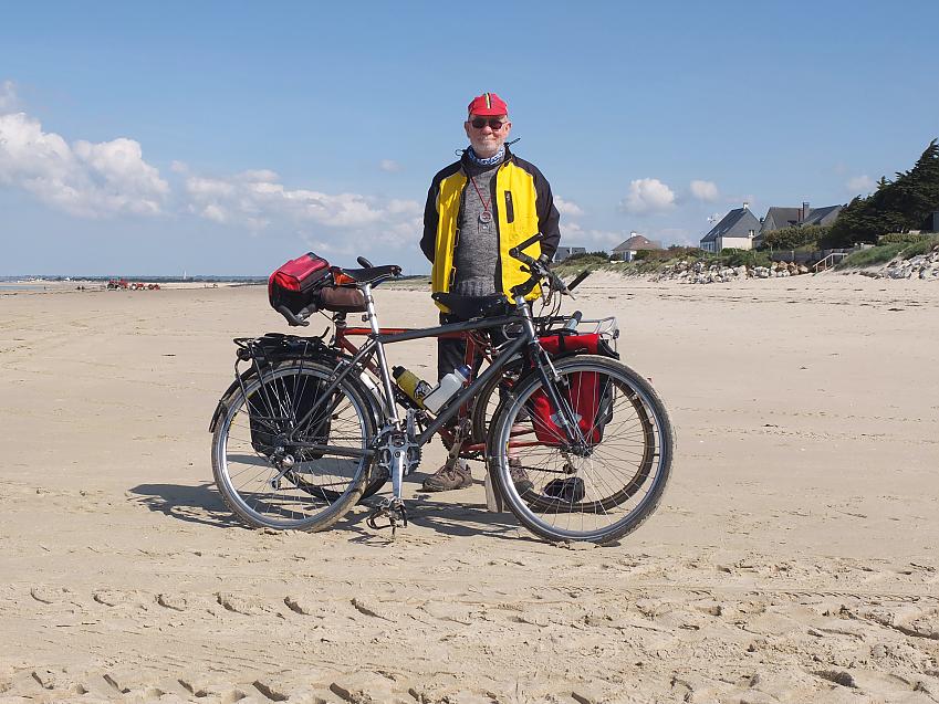 Martin on tour in Normandy on his 20-year-old MTB
