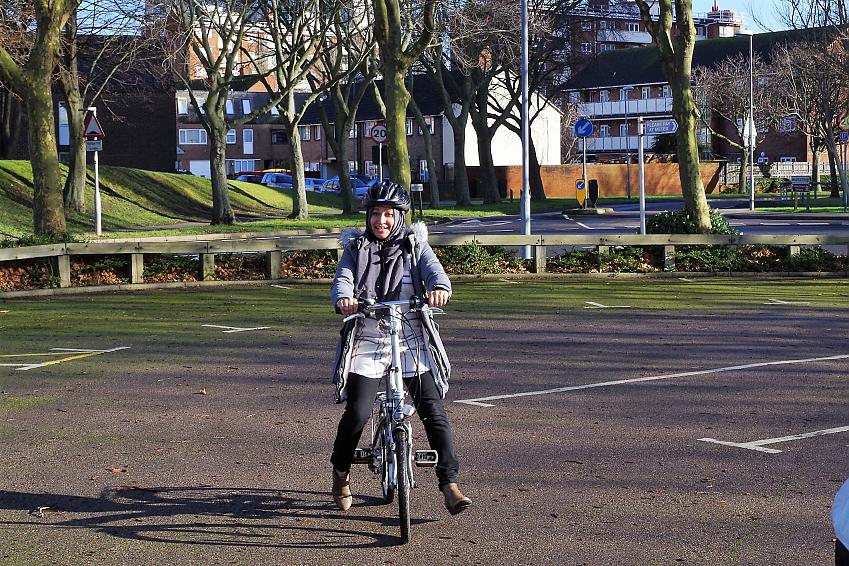 Khaleda gets to grips with the Brompton