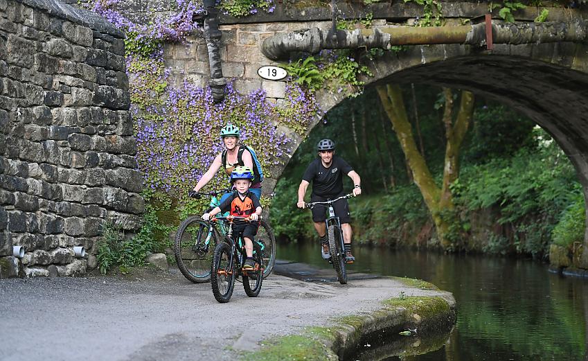  Around 98 per cent of the Great North Trail is on bridleways, byways, cycle routes, unpaved roads and very low traffic minor roads.